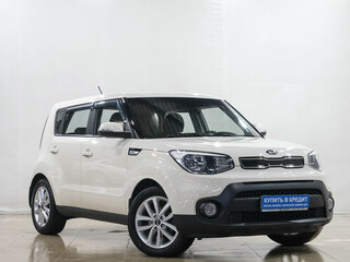2017 Kia Soul II Рестайлинг, бежевый, 1349000 рублей, вид 1