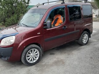 2013 Fiat Doblo I Рестайлинг, пурпурный, 680000 рублей, вид 2