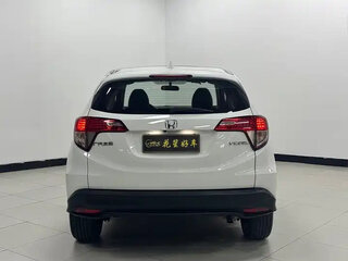 2022 Honda Vezel I Рестайлинг, белый, 1175000 рублей, вид 5