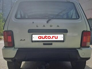 2017 Lada (ВАЗ) 2121 (4x4) Urban I Рестайлинг, белый, 530000 рублей, вид 3