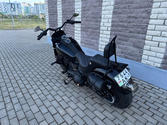 2021 Harley-Davidson Low Rider, чёрный - вид 2