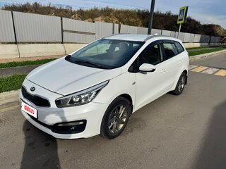 2018 Kia Ceed II Рестайлинг, белый, 950000 рублей, вид 2