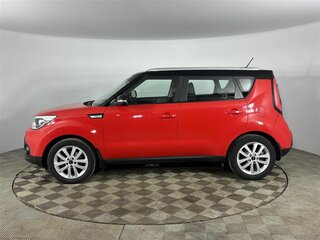 2018 Kia Soul II Рестайлинг, красный, 1640000 рублей, вид 2