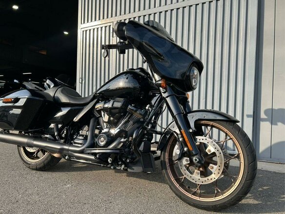 2022 Harley-Davidson Street Glide, чёрный, 2250000 рублей