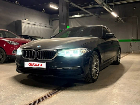2019 BMW 5 серии 520i VII (G30/G31/G38), чёрный, 2990000 рублей
