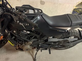 2022 Husqvarna Svartpilen 401, чёрный, 460000 рублей, вид 1