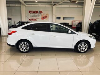 2013 Ford Focus III, белый, 799000 рублей, вид 4