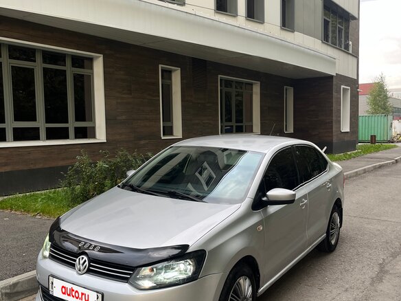 2013 Volkswagen Polo V, серебристый, 535000 рублей