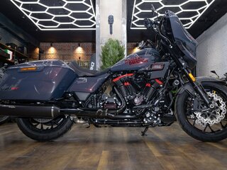 2026 Harley-Davidson CVO Street Glide ST, серый, 5490000 рублей, вид 3