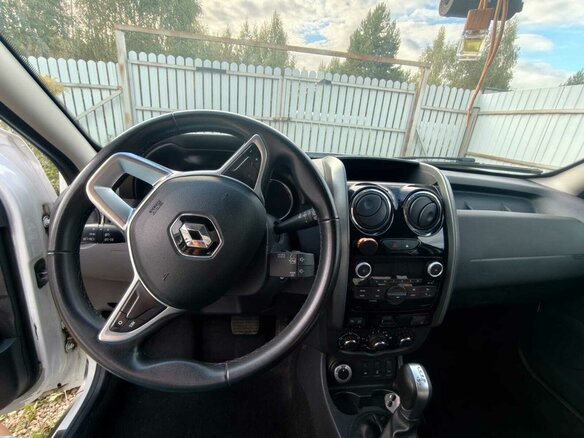 2020 Renault Duster I Рестайлинг, белый, 1730000 рублей - вид 9