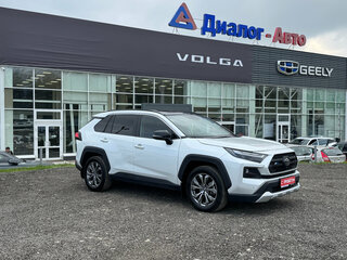 2024 Toyota RAV4 V (XA50), белый, 3942000 рублей, вид 3