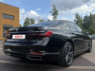 2019 BMW 7 серии 745e VI (G11/G12) Рестайлинг, чёрный, 6799000 рублей, вид 4