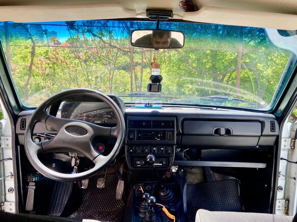 2011 Lada (ВАЗ) 2121 (4x4) I Рестайлинг, белый, 400000 рублей - вид 9