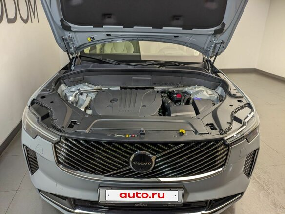 2026 Volvo XC90 B5 II Рестайлинг 2, серый, 10600000 рублей - вид 26