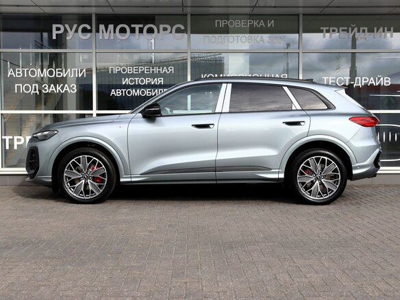2026 Audi Q5 L III (GU), серый, 6990000 рублей - вид 5