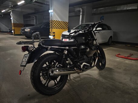 2016 Moto Guzzi V 7, чёрный, 500000 рублей, вид 4
