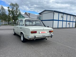 1979 Lada (ВАЗ) 21011, белый, 500000 рублей, вид 3
