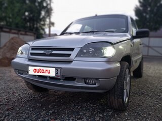 2004 Chevrolet Niva I, серебристый, 225000 рублей, вид 1