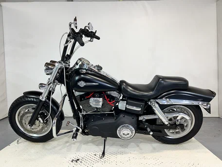 2008 Harley-Davidson Fat Bob, чёрный, 570000 рублей, вид 2