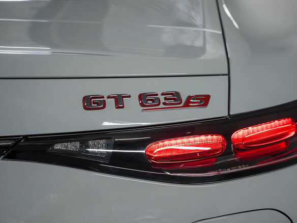 2026 Mercedes-Benz AMG GT 63 S E Performance II, серый, 27900000 рублей - вид 20