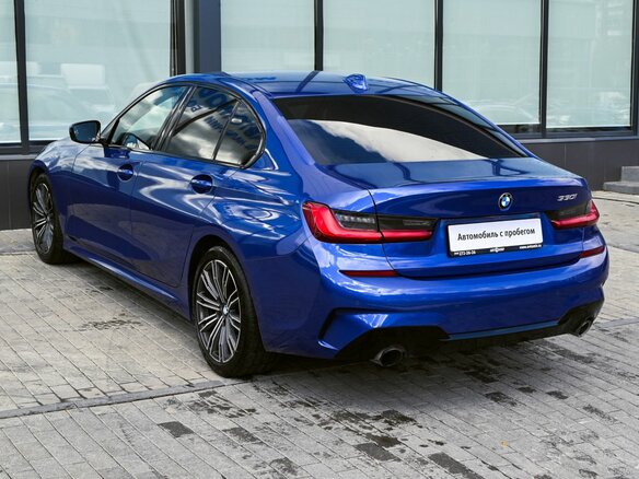 2019 BMW 3 серии 330i VII (G2x), синий, 3380000 рублей - вид 2