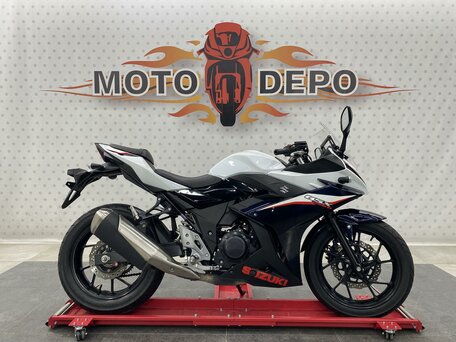 2018 Suzuki GSX 250 R, чёрный, 389000 рублей, вид 1