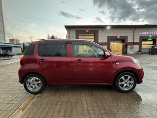 2016 Toyota Passo III, красный, 830000 рублей, вид 1