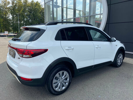2020 Kia Rio X-Line IV, белый, 1641000 рублей, вид 5
