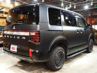 2022 Mitsubishi Delica D:5 I Рестайлинг, чёрный, 2370017 рублей, вид 5