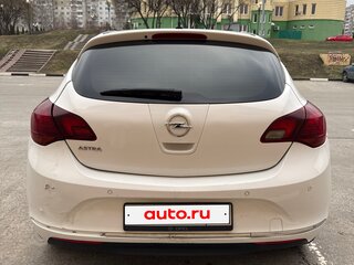 2013 Opel Astra J Рестайлинг, белый, 500000 рублей, вид 5