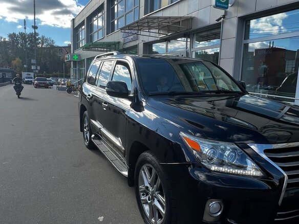 2013 Lexus LX 570 III Рестайлинг, чёрный - вид 13
