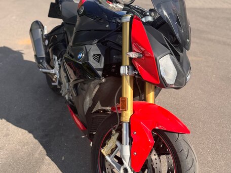 2018 BMW S 1000 R, красный, 1050000 рублей, вид 5