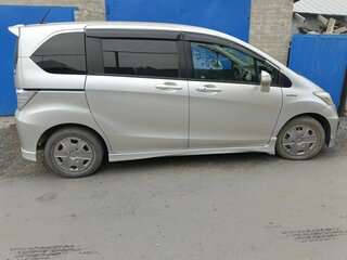 2011 Honda Freed I Рестайлинг, серый, 1000000 рублей, вид 3