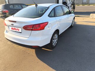 2017 Ford Focus III Рестайлинг, белый, 950000 рублей, вид 4