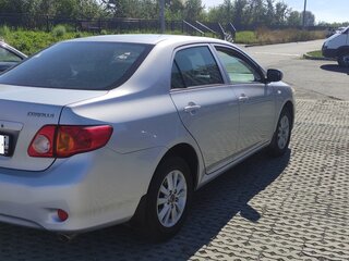 2008 Toyota Corolla X (E140, E150), серебристый, 730000 рублей, вид 3