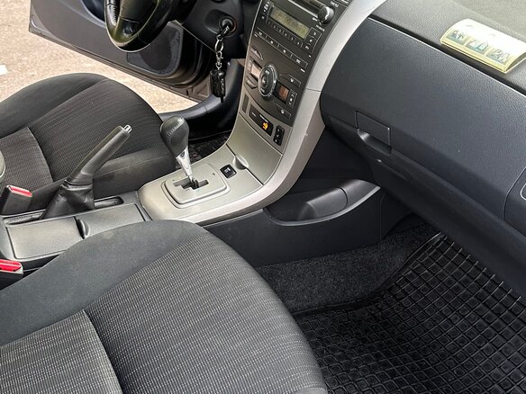 2008 Toyota Corolla AMT X (E140, E150), серый, 630000 рублей - вид 6