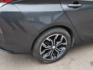 2016 Toyota Prius IV (XW50), серый, 1750000 рублей, вид 5