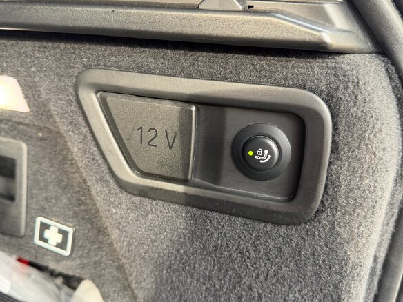 2019 BMW X7 40i I (G07), чёрный - вид 19
