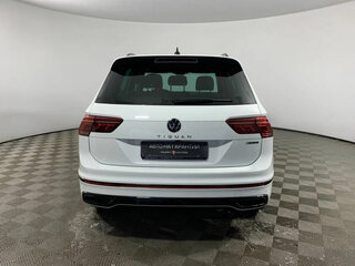 2021 Volkswagen Tiguan II Рестайлинг, белый, 3500000 рублей, вид 5
