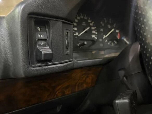 1995 BMW 5 серии 520i III (E34), белый, 2300000 рублей - вид 12