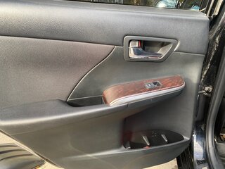 2016 Toyota Camry VII (XV50) Рестайлинг, чёрный, 2300000 рублей, вид 4