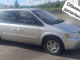 2007 Chrysler Town & Country SWB IV, серебристый, 800000 рублей, вид 1