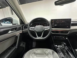 2023 Volkswagen Tayron I Рестайлинг, белый, 1850000 рублей, вид 5