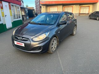 2011 Hyundai Solaris I, серый, 555000 рублей, вид 2