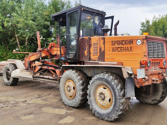 2010 Брянский арсенал ГС-14.02, золотистый, 1100000 рублей - вид 1