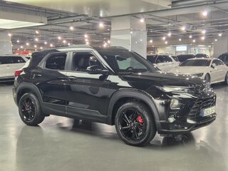 2023 Chevrolet TrailBlazer III, чёрный, 1870777 рублей, вид 1
