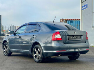 2011 Skoda Octavia II (A5) Рестайлинг, серый, 520000 рублей, вид 3