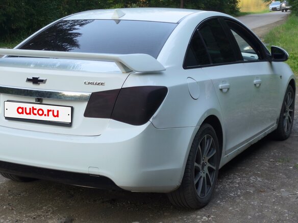 2011 Chevrolet Cruze I, белый, 600000 рублей - вид 4