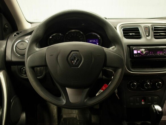 2015 Renault Logan II, чёрный - вид 21