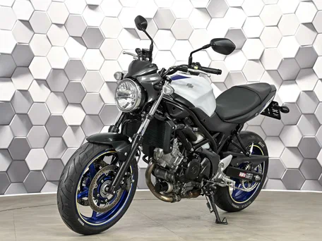 2018 Suzuki SV 650, белый, 447000 рублей, вид 2